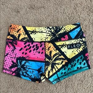 Fleo Women's Vibrant Palm Print Athletic Shorts